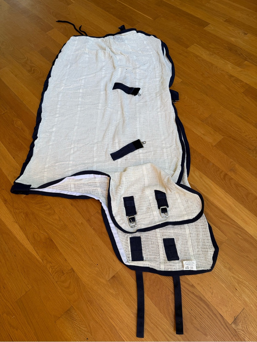 Cotton Mesh Horse cooler size 72 inches white with Navy Trim